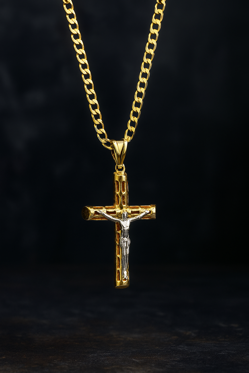 Cross Pendant With Chain